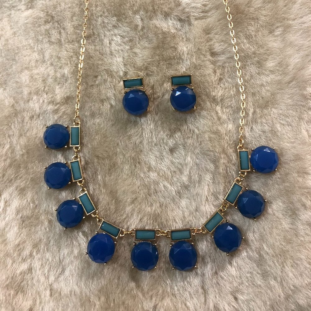 Hard plastic light metal blue necklace set